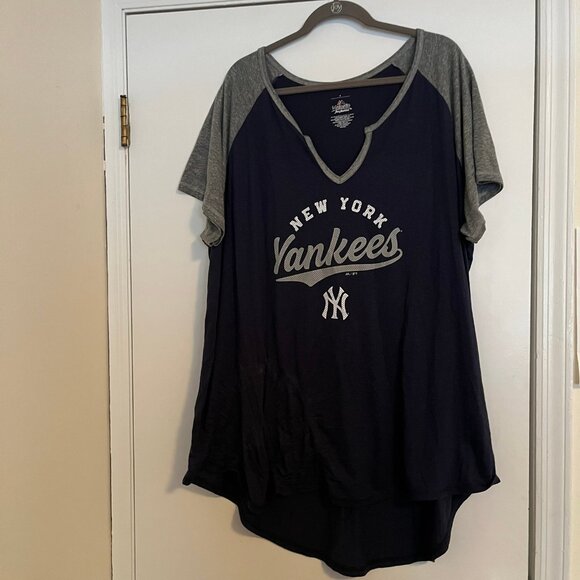 Torrid Size 5xl MLB New York Yankees Navy Classic Fit Raglan Tee - Picture 4 of 6
